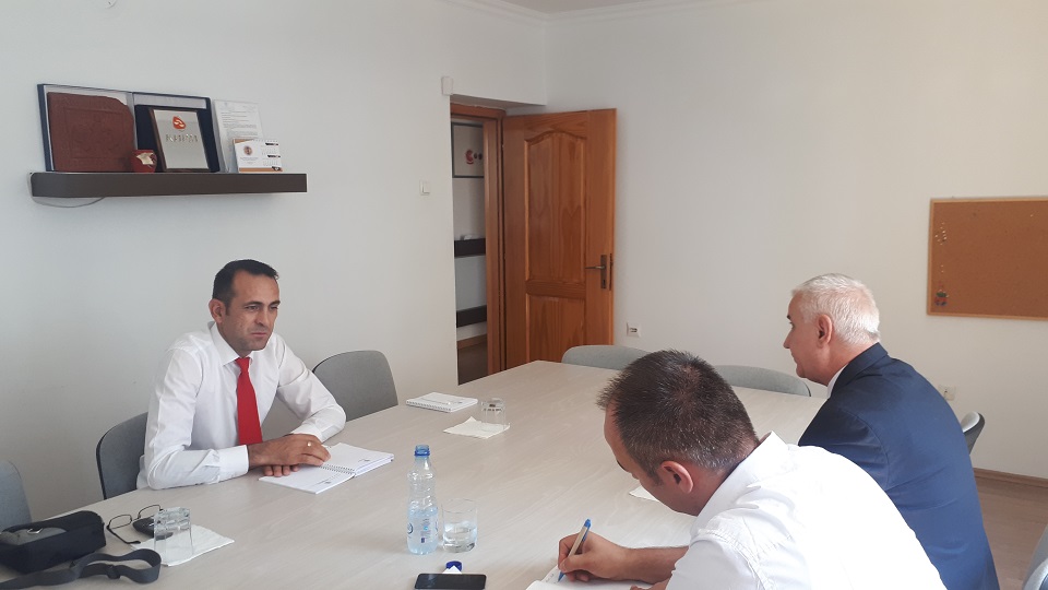Kryetari I OPPK-së z. Arben Gashi priti në takim kryetarin e ri të odës së notereve z. Aliriza Beshi